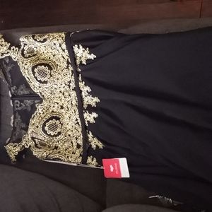 JJ's House long black and gold beautiful dress size 14 never been worn.